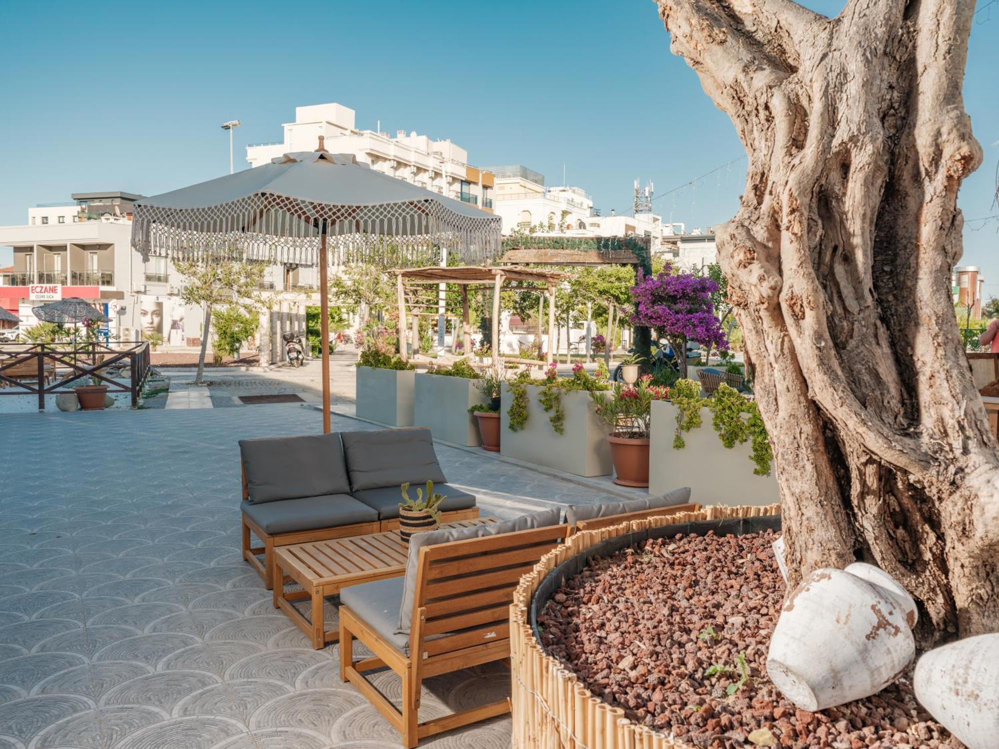 Cumbalica Garden Hotel Çeşme Exterior foto